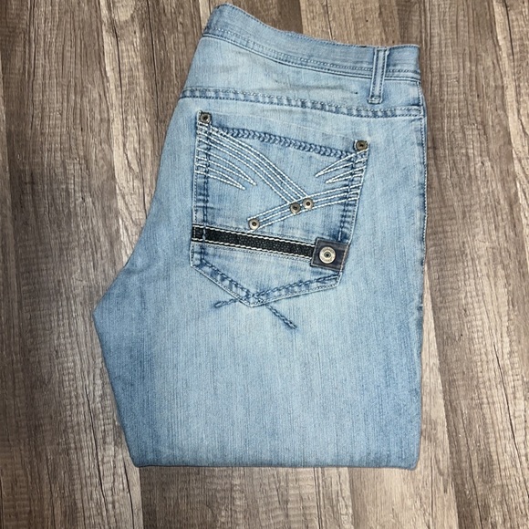 STRAIGHT JEANS - Picture 3 of 3